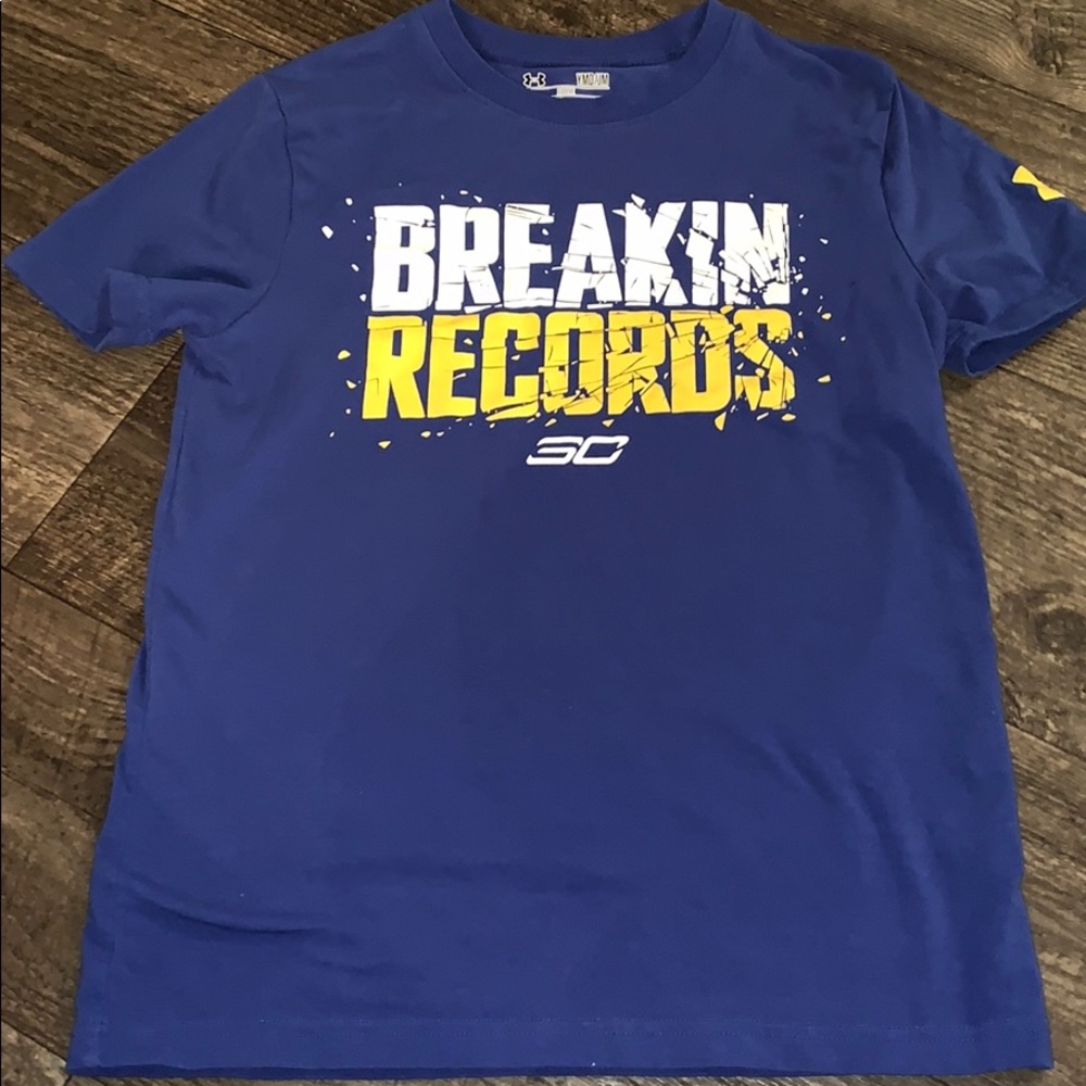 CURRY UNDER ARMOUR SHIRT